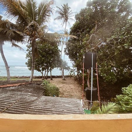 Together Beach House Midigama East Ngoại thất bức ảnh