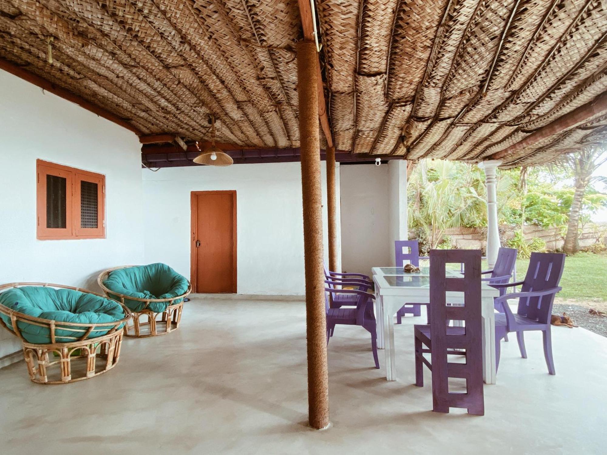 Together Beach House Midigama East Ngoại thất bức ảnh