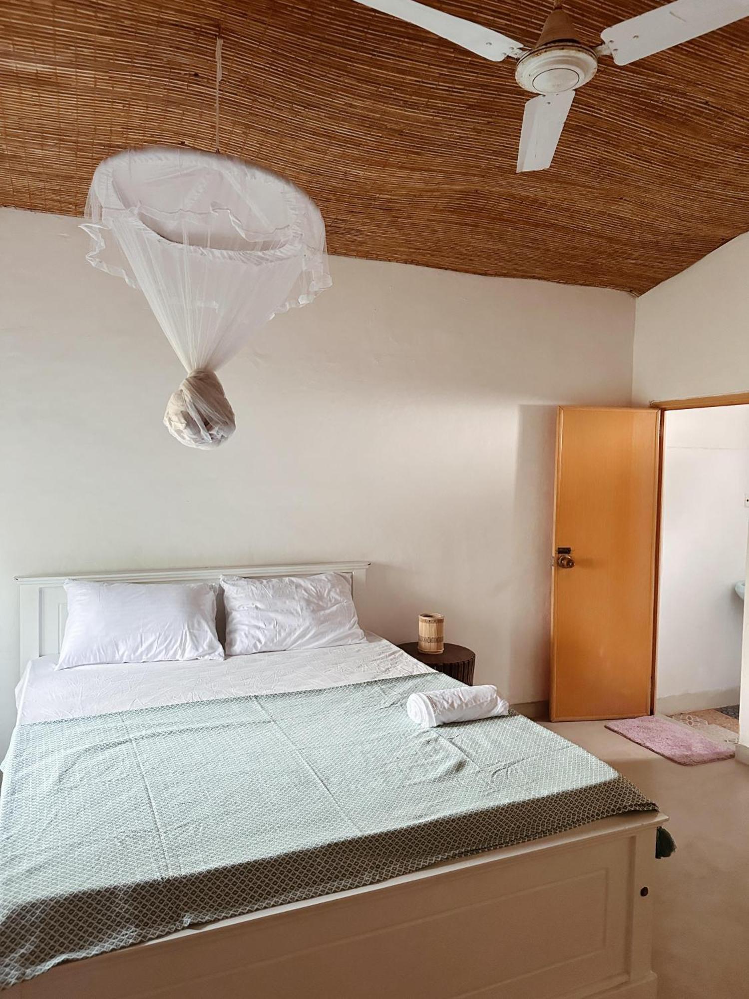 Together Beach House Midigama East Ngoại thất bức ảnh