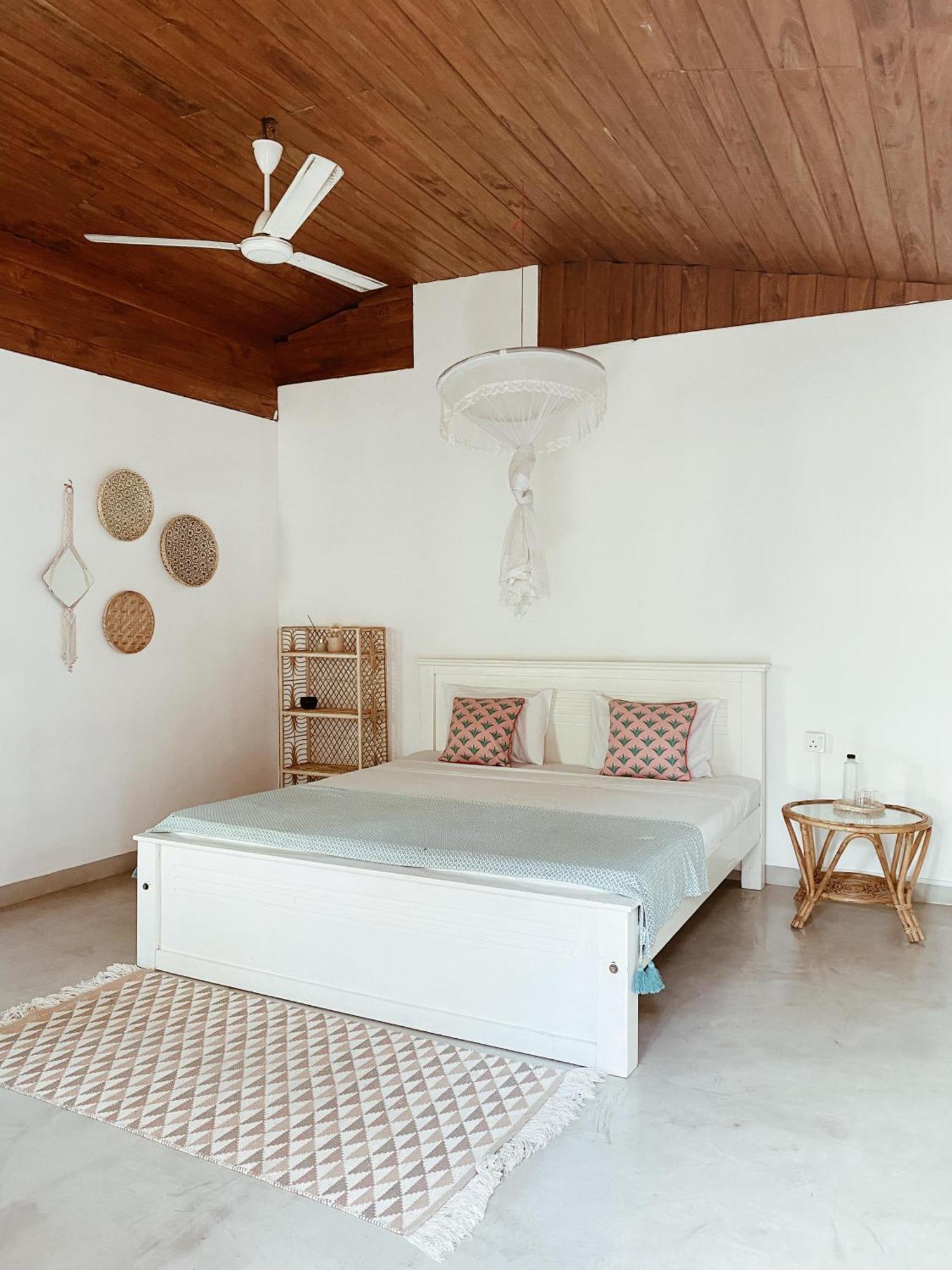 Together Beach House Midigama East Ngoại thất bức ảnh